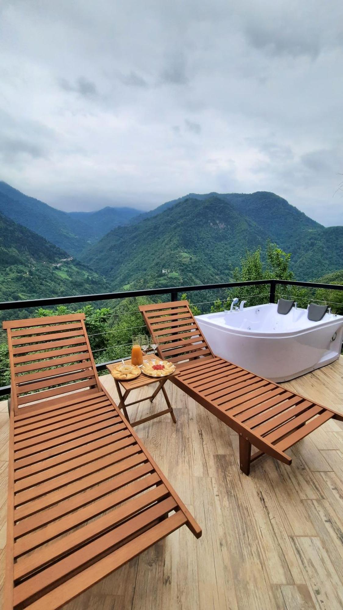 Unique Boutique Hotel Near Batumi Zeda Chkhutuneti Εξωτερικό φωτογραφία